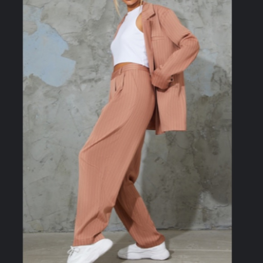 Pretty Little Thing 2 pc Suit Set in Camel Pinstripe